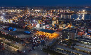 产品运动器材从中国海口采用货轮输送到达英国爱丁堡