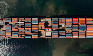 商品啤酒由中国惠州选用海运航线抵达到法国马赛