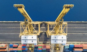 货物汽车摩托从中国德州市选取海洋轮船输送到德国法兰克福